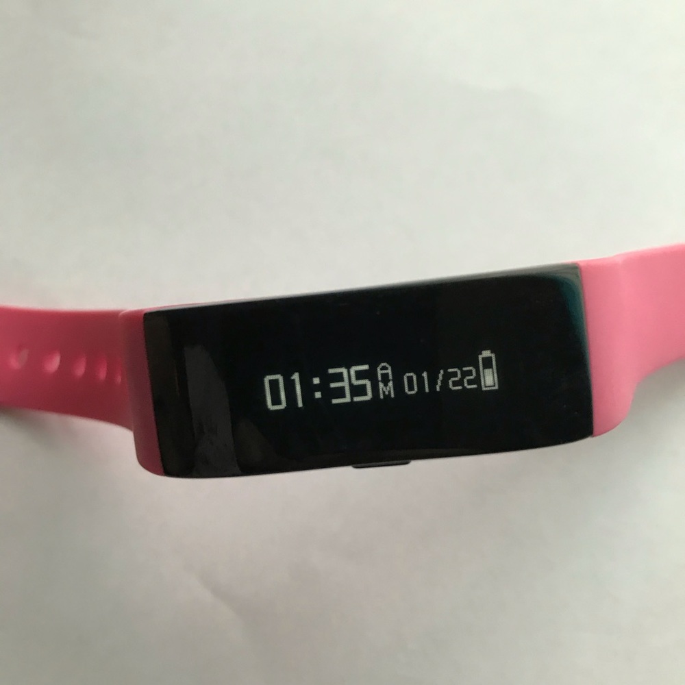 Fitbit - Picture 2 of 5